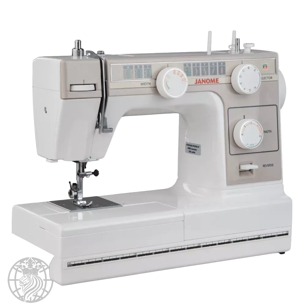 Швейная машина Janome LE-316